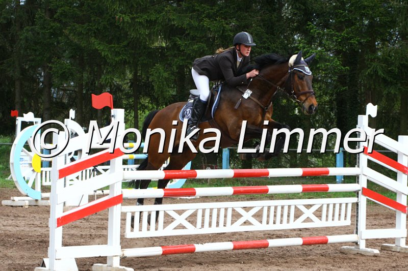 004M2443_Blue Sky_Spring M x.JPG